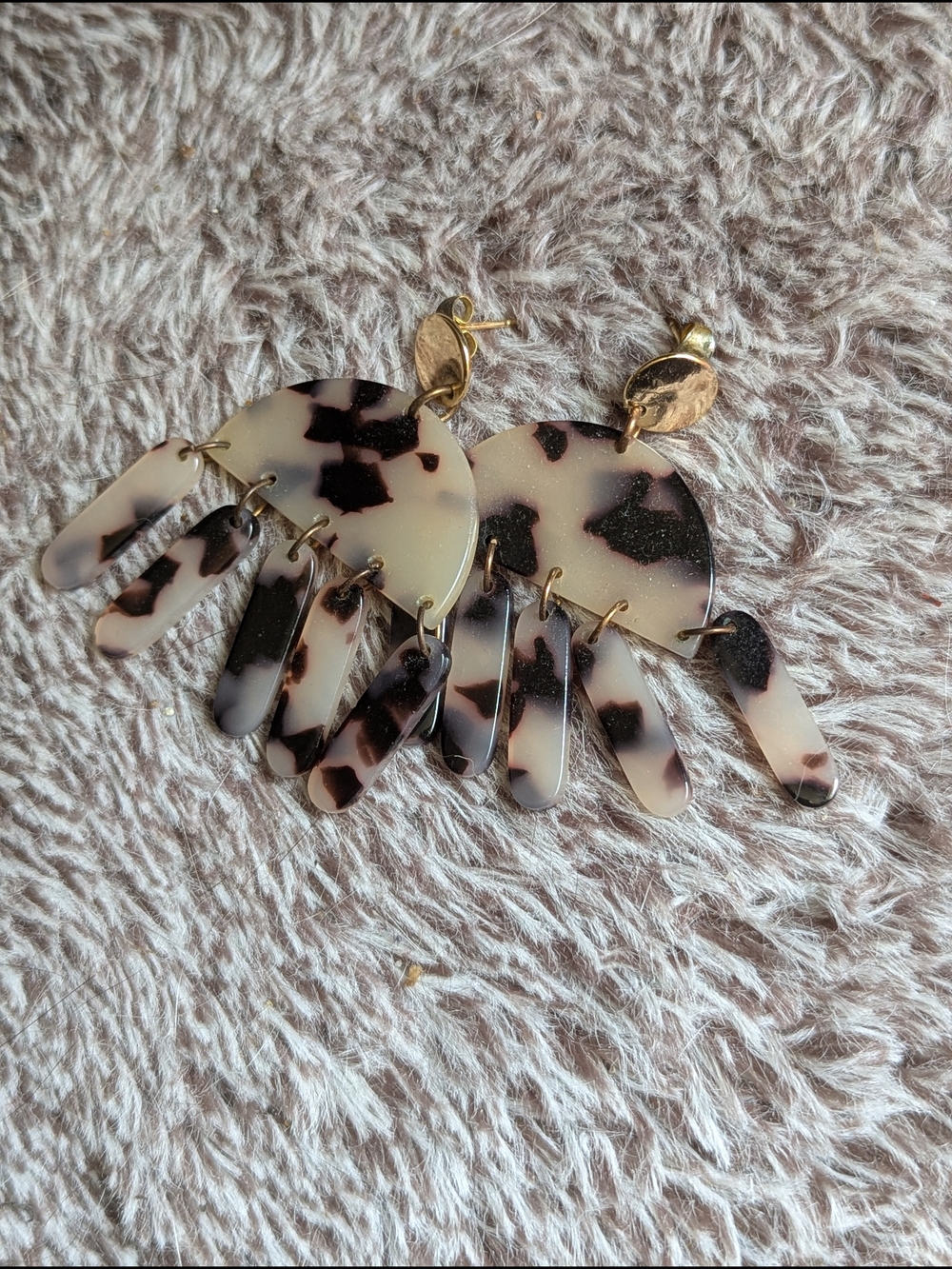 Tortoiseshell Dangle Statement Earrings - Cream & Black